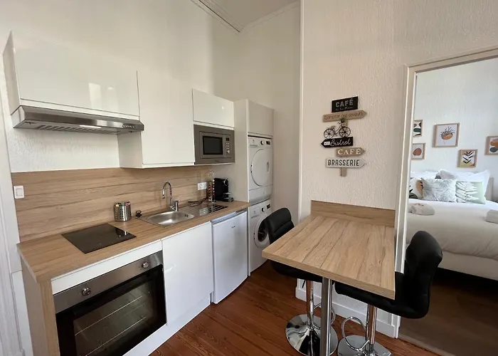 Paon, Coquet Appt Avec Parking à Appartement *