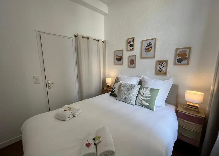 Paon, Coquet Appt Avec Parking à * Caen