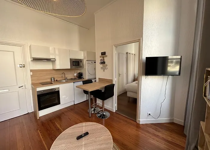 Appartement Paon, Coquet Appt Avec Parking à Caen