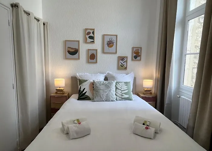 Paon, Coquet Appt Avec Parking à * Caen